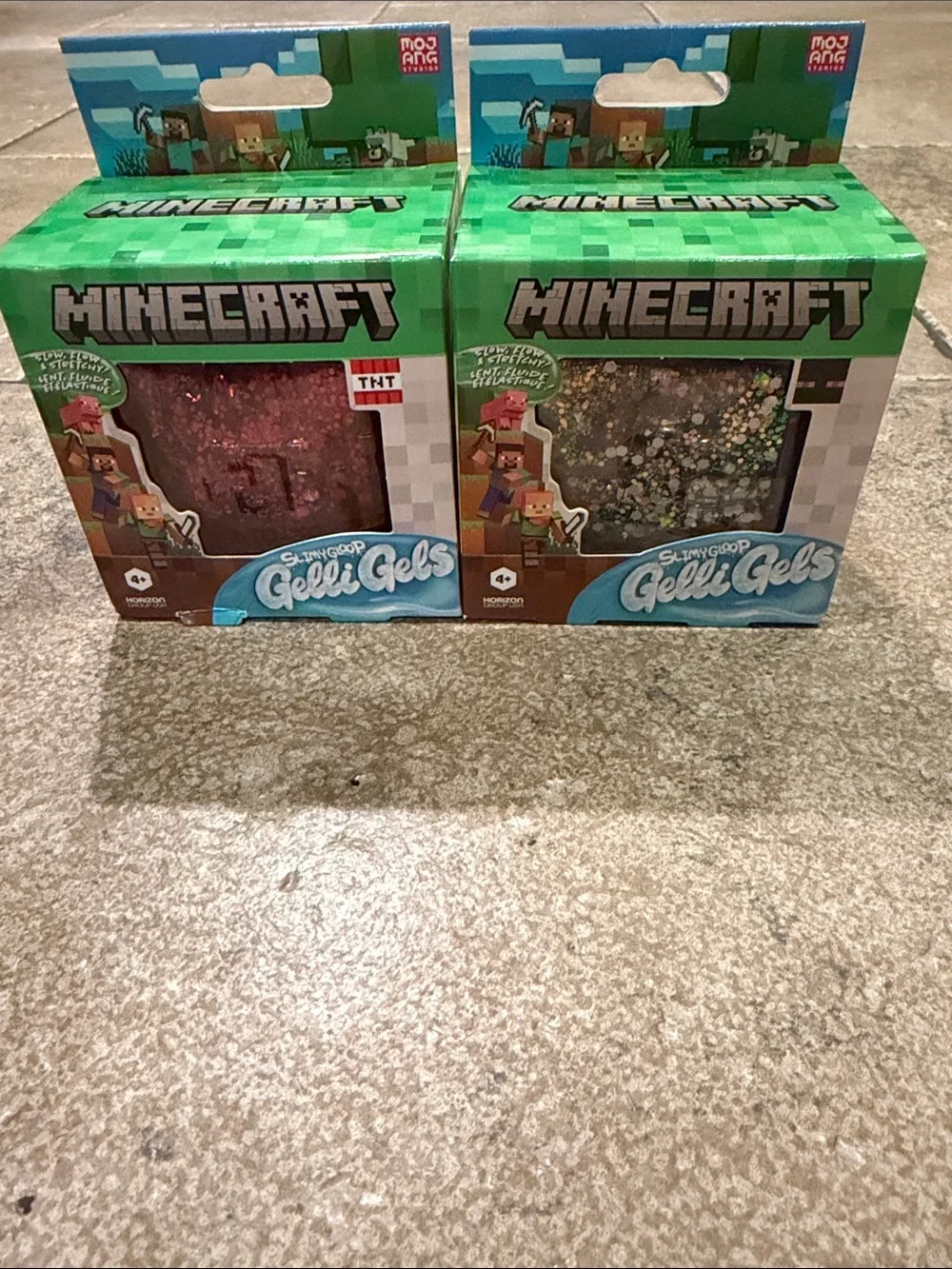 Minecraft Gellic Gels Kids Building Sensory Toy - Red and Black